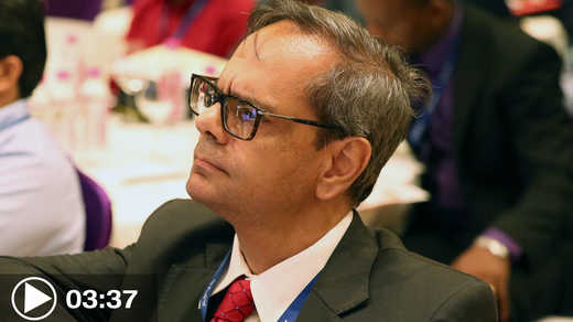 Dr.Tulio Navarro I Vascular Surgeon I Comprehensive program and in an intimate environment I TheRightDoctors.com
