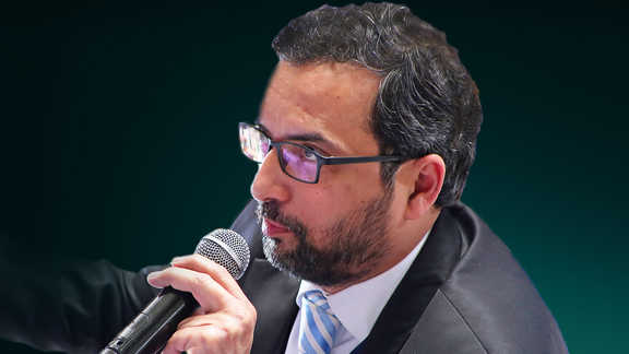 Eplerenone gives good results in high risk group — a crucial reminder from Dr. Rishi Seth.